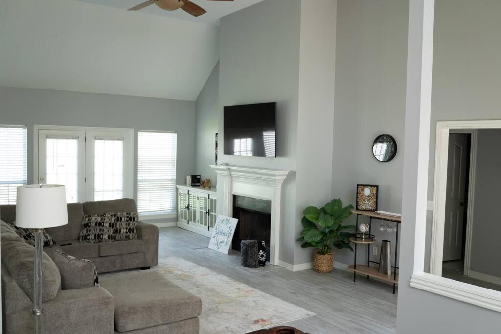 Villa Walking Distance To Coler Mtn Bike - 3Br 2Ba Bentonville Exterior foto